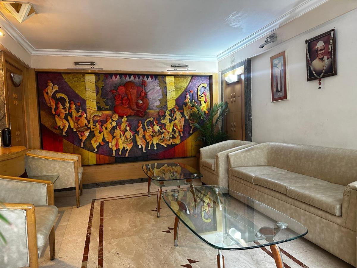 Hotel Ashirwad Pune Eksteriør billede