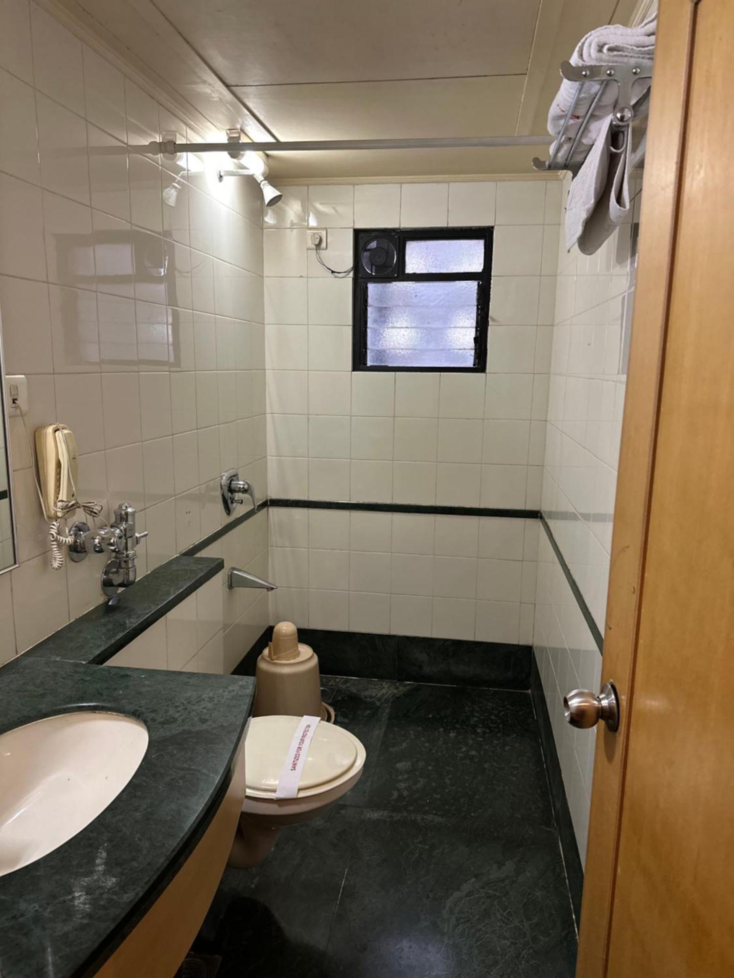 Hotel Ashirwad Pune Eksteriør billede