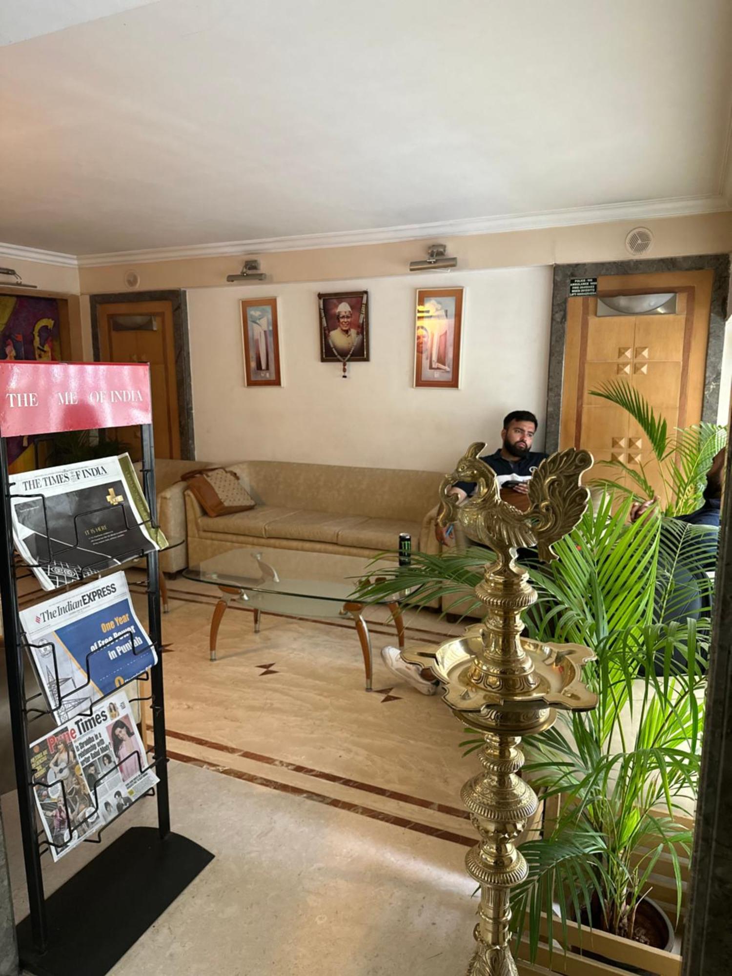 Hotel Ashirwad Pune Eksteriør billede