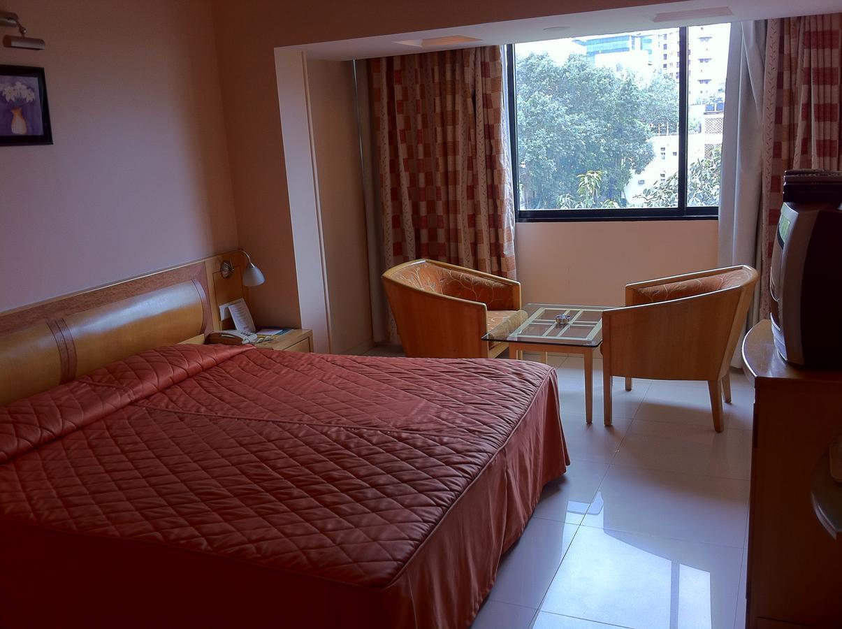 Hotel Ashirwad Pune Eksteriør billede