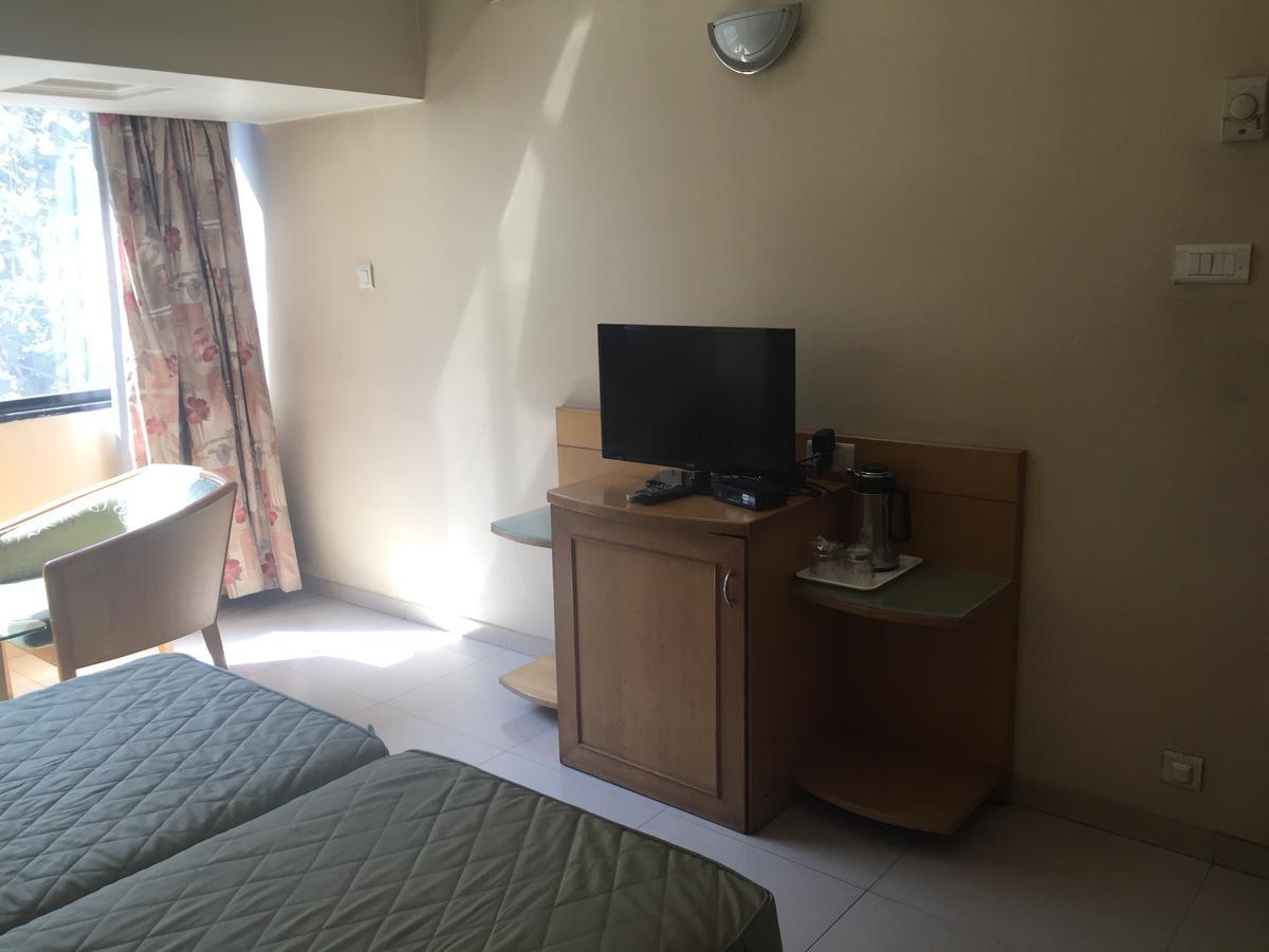 Hotel Ashirwad Pune Eksteriør billede